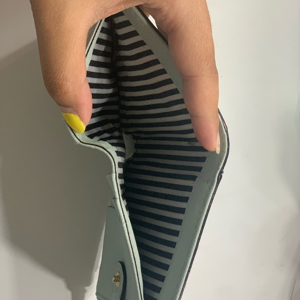 Kate Spade Wallet - Picture 4 of 5